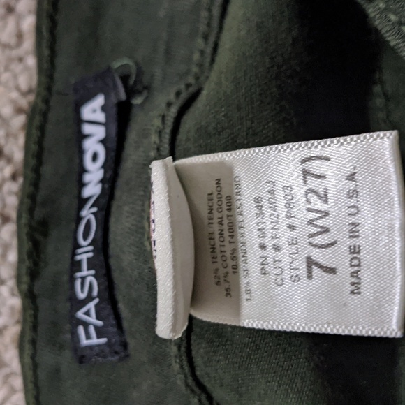 FASHION Nova Distressed Skinny Jeans - Picture 3 of 5